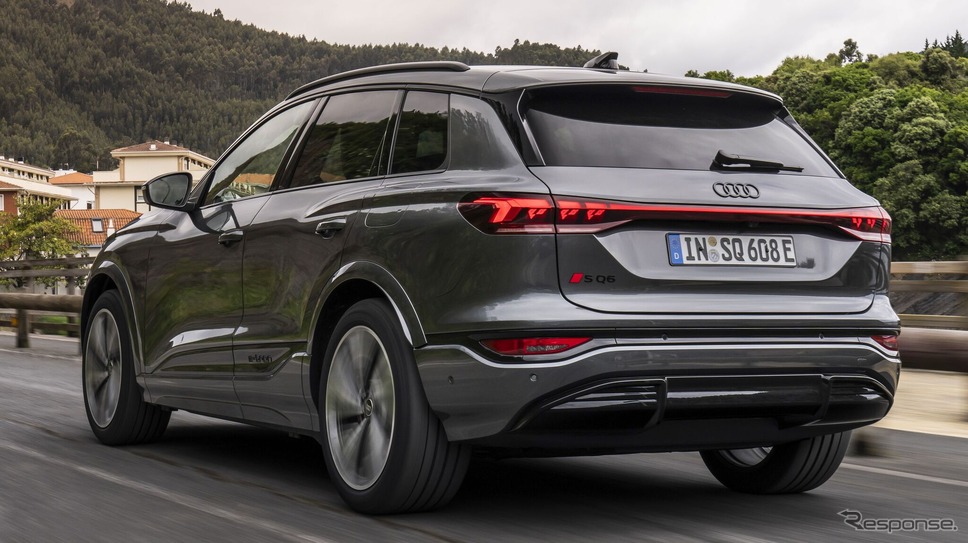 アウディ SQ6 e-tron