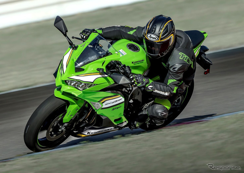 カワサキ『Ninja ZX-4R』シリーズに新色登場、RRに「KRT カワサキ『Ninja ZX-4R』シリーズに新色登場、RRに「KRT