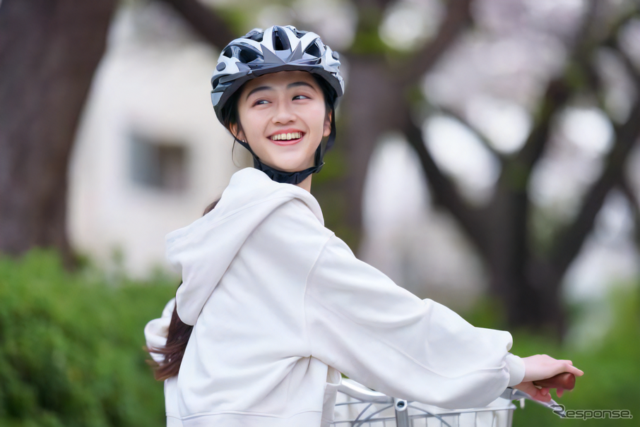 自転車ヘルメット着用（イメージ）