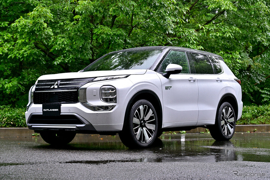 三菱アウトランダーPHEV