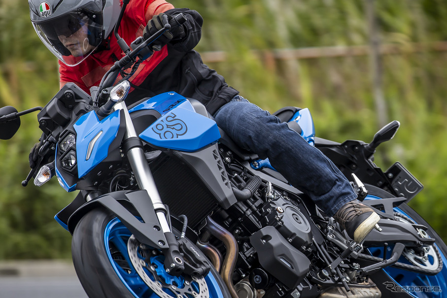 スズキ GSX-8S