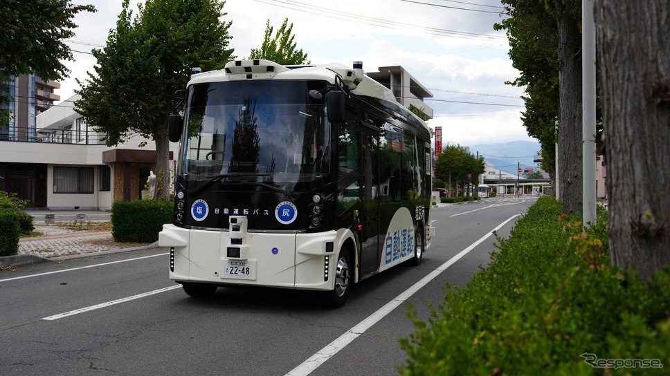 レベル4認可の取得に至った長野県塩尻市の走行環境と自動運転バス車両「Minibus」