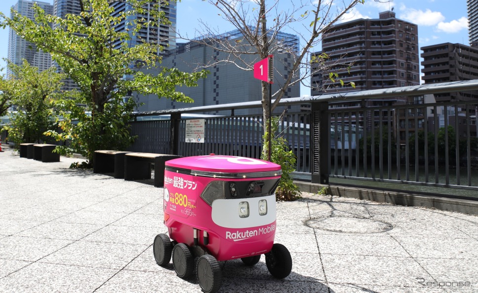 楽天グループの自動配送ロボットによる商品配送サービス「楽天無人配送」