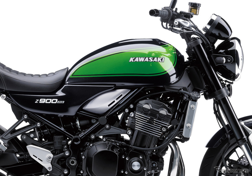 カワサキ Z900RS（メタリックディアブロブラック×キャンディライムグリーン）