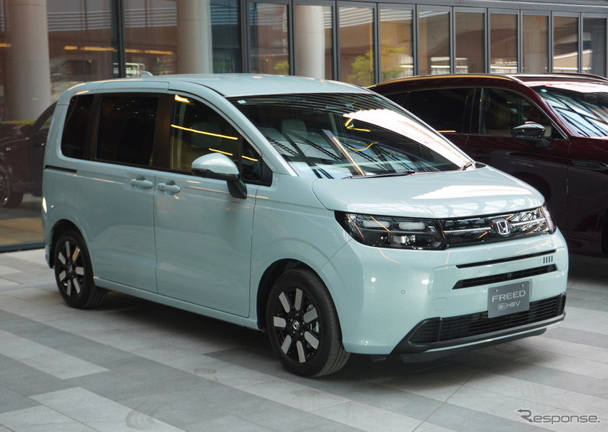 「2024-2025 日本カー・オブ・ザ・イヤー」を受賞したホンダ フリード