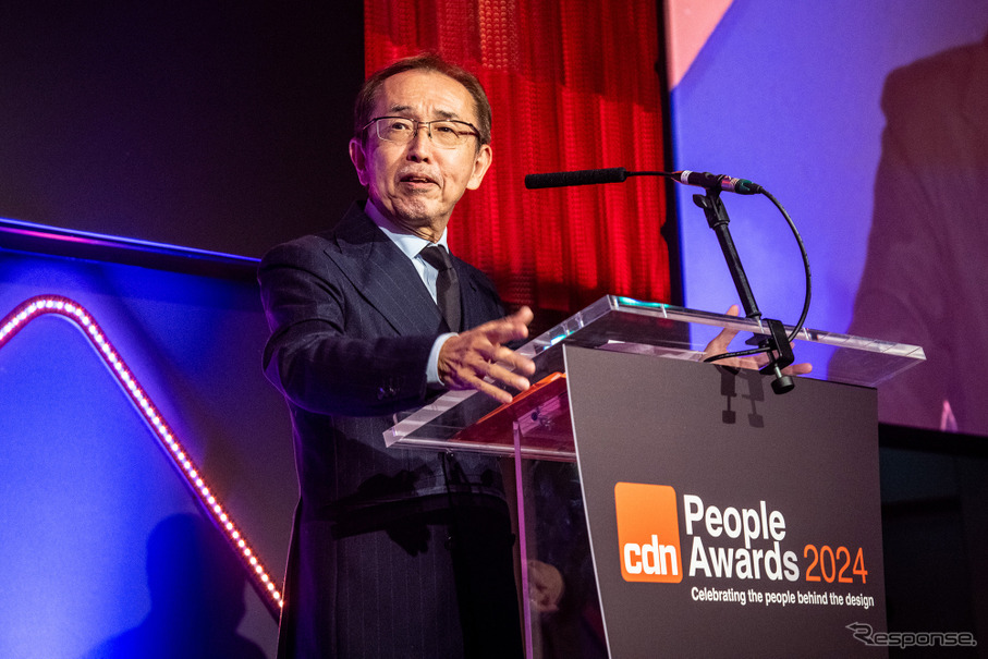 CDNライフタイム・アチーブメント・アワードを受賞した中村史郎氏