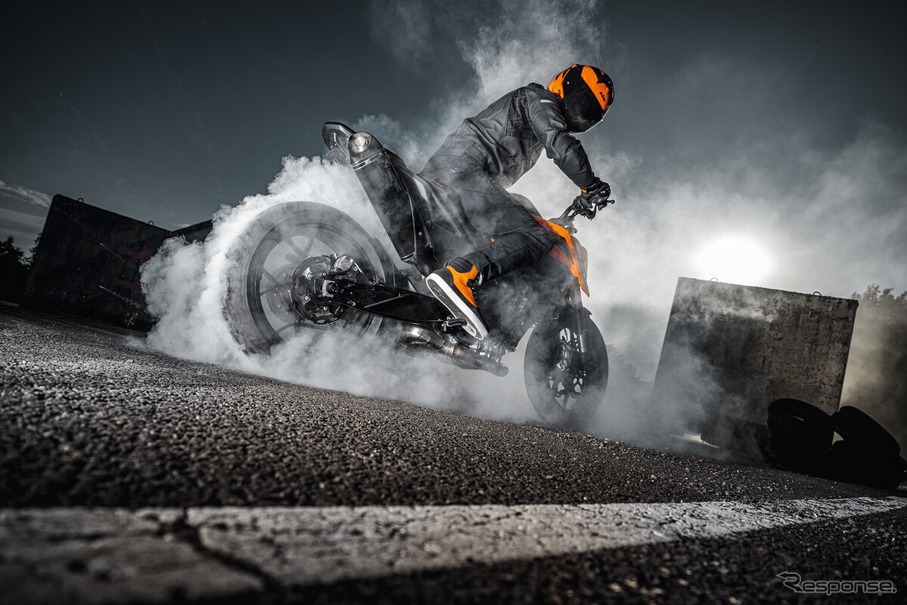 KTM『790 DUKE』の2025年モデル