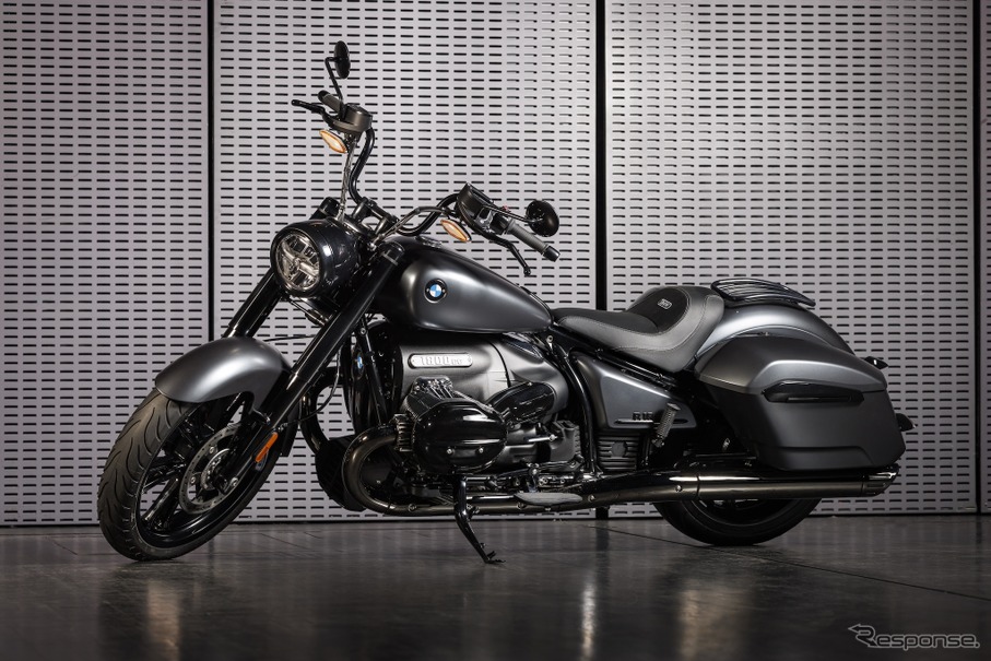 BMW R18