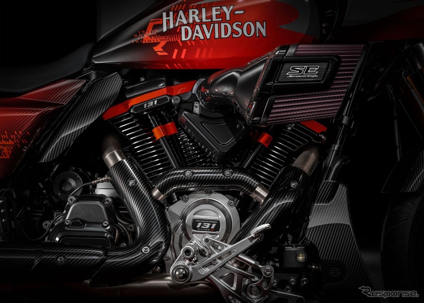 ハーレーダビッドソン『CVO Road Glide RR』