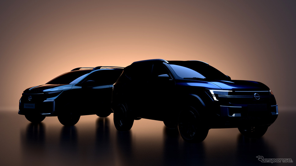 日産のインド向け新型Bセグミニバン（左）と新型CセグSUV（右）