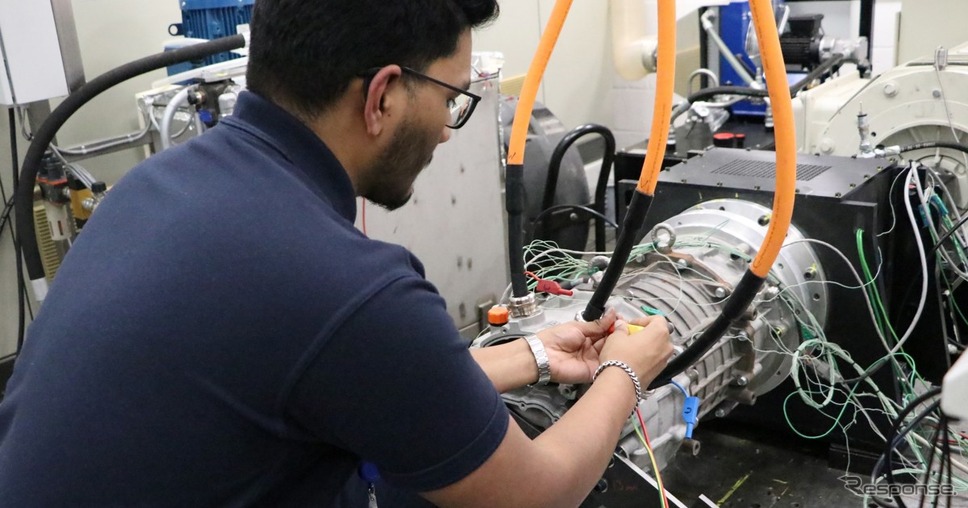 リカルドは、レアアース不使用の同期リラクタンスモーター「アルモーター」の設計、開発、テストに成功