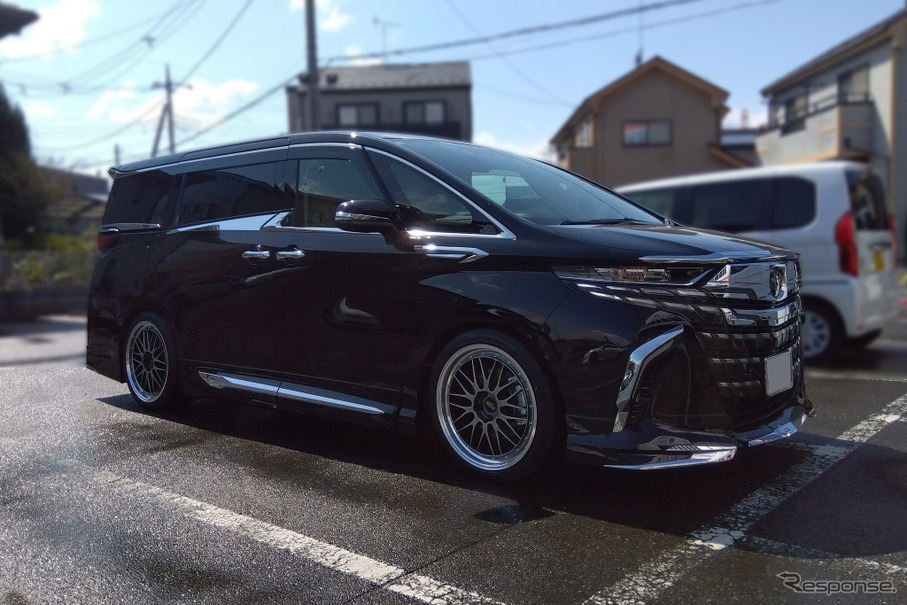 テイン RX1、トヨタ・アルファードPHEV装着例（フロント 30mmダウン / リア 35mmダウン）