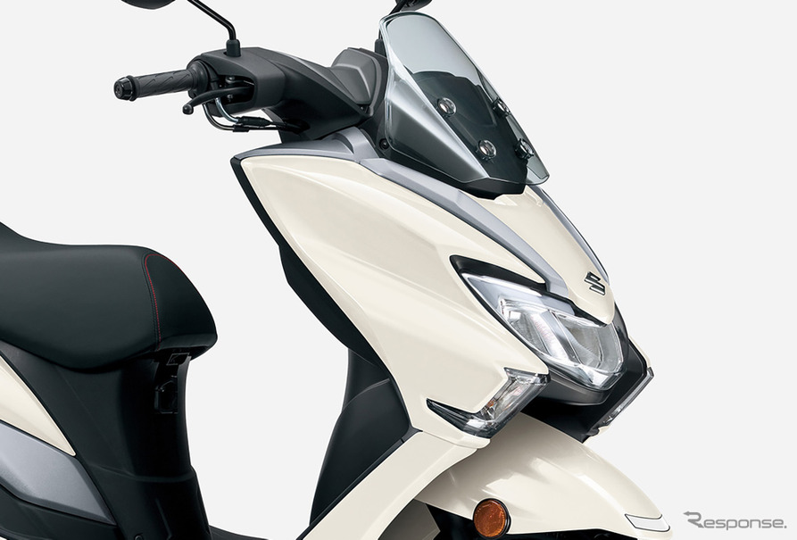 スズキの125ccラグジュアリースクーター『バーグマンストリート125EX』