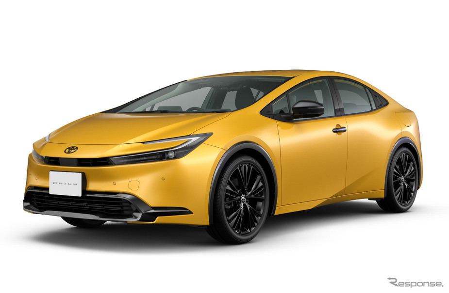 トヨタ プリウスPHEV G ナイトシェード