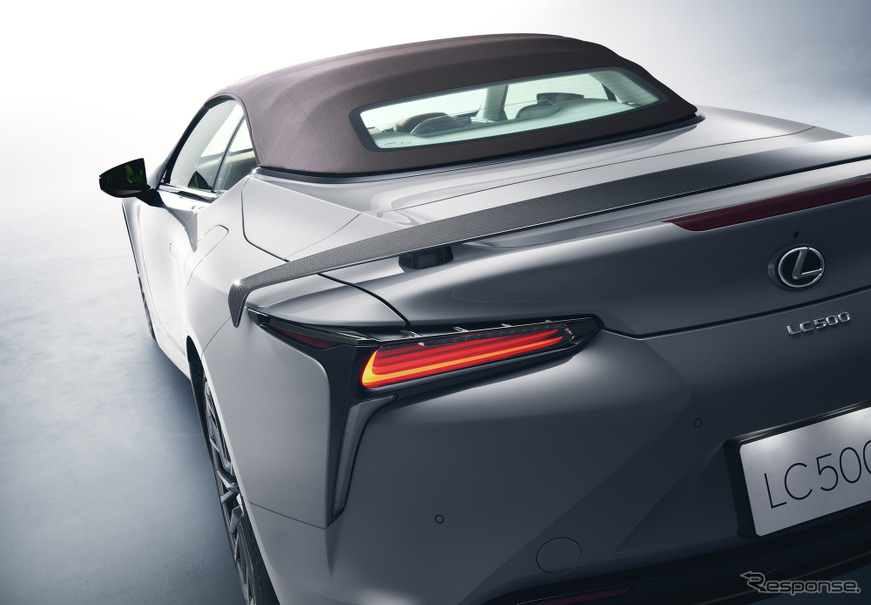 レクサス LC500コンバーチブルの特別仕様車「PINNACLE」