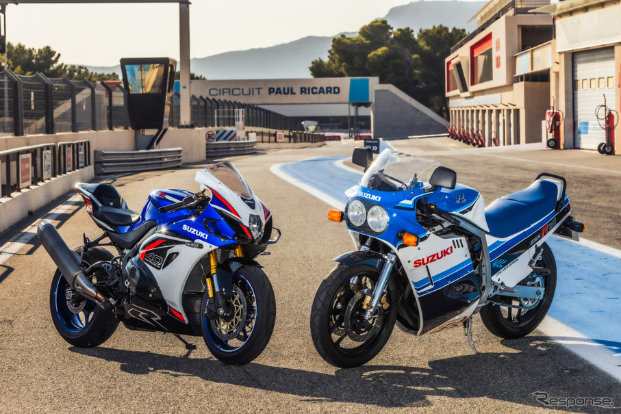スズキ GSX-R1000R（左）とGSX-R750（右）