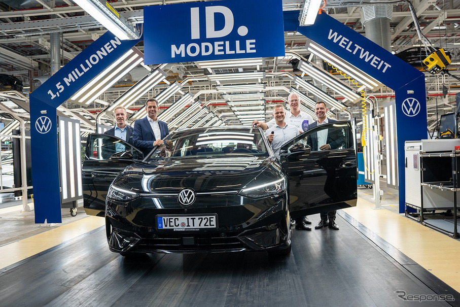 VWの新世代EV「ID.」の150万台目となったID.7ツアラー