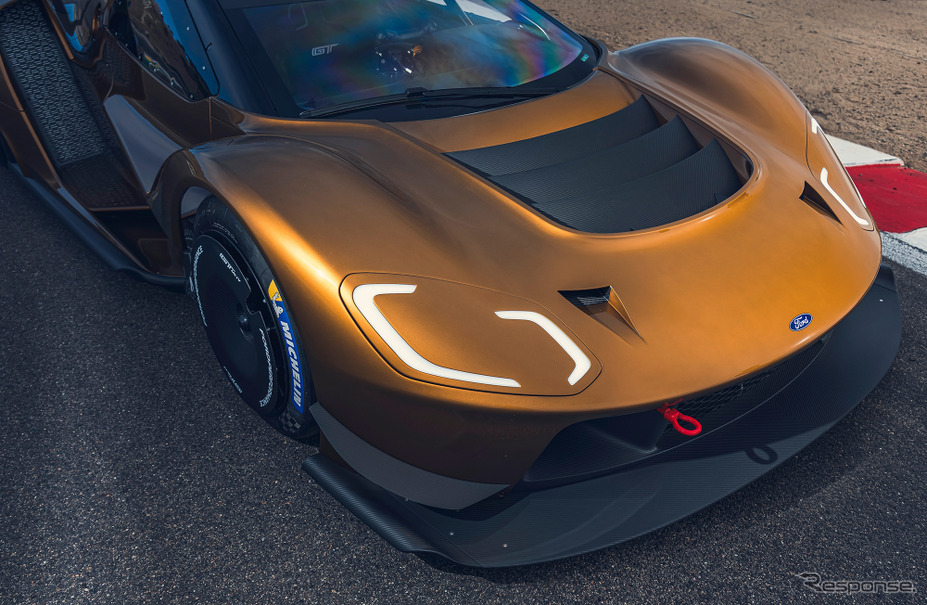 最後の現行モデルとなるフォード『GT』のサーキット専用車 『GT Mk IV』