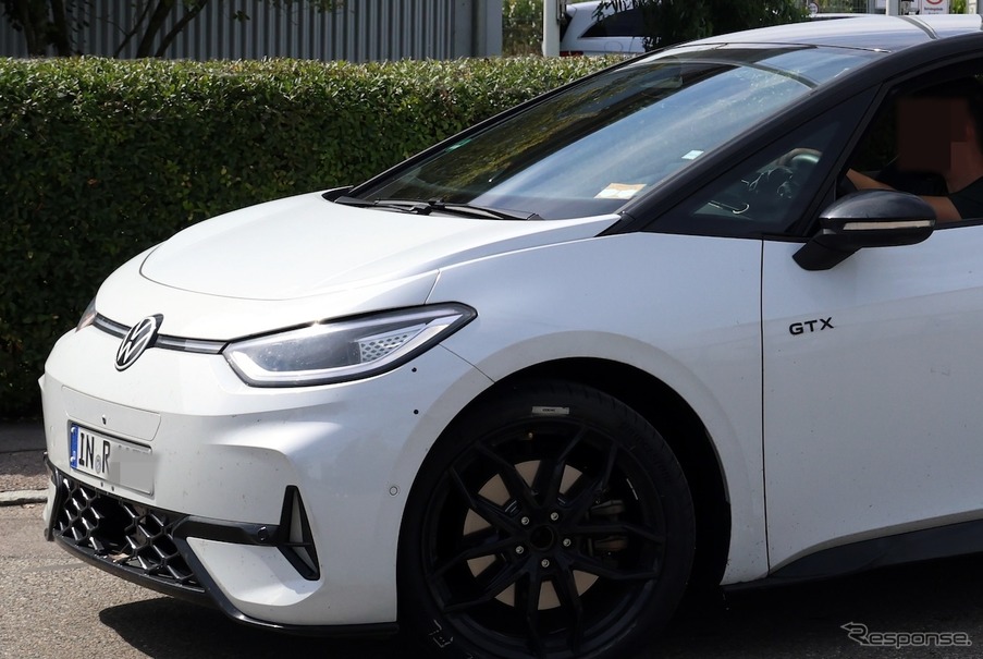 アウディ A1 ＆ Q2 後継のEVプロトタイプ