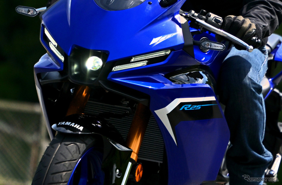 ヤマハ YZF-R25