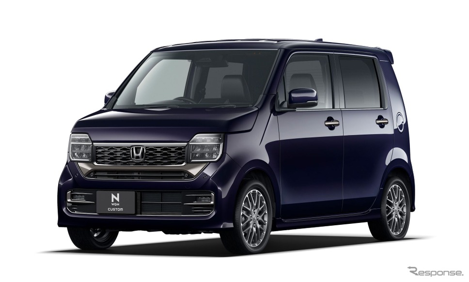 ホンダ N-WGN CUSTOM の BLACK STYLE