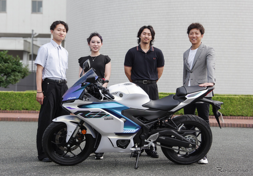 ヤマハ YZF-R25とデザイン＆カラー開発メンバー