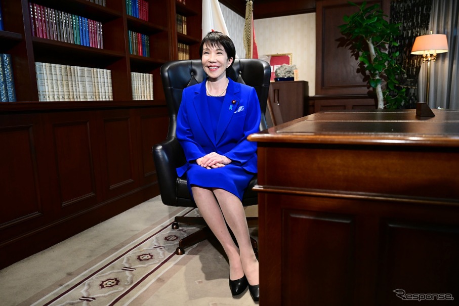 自民党の高市新総裁