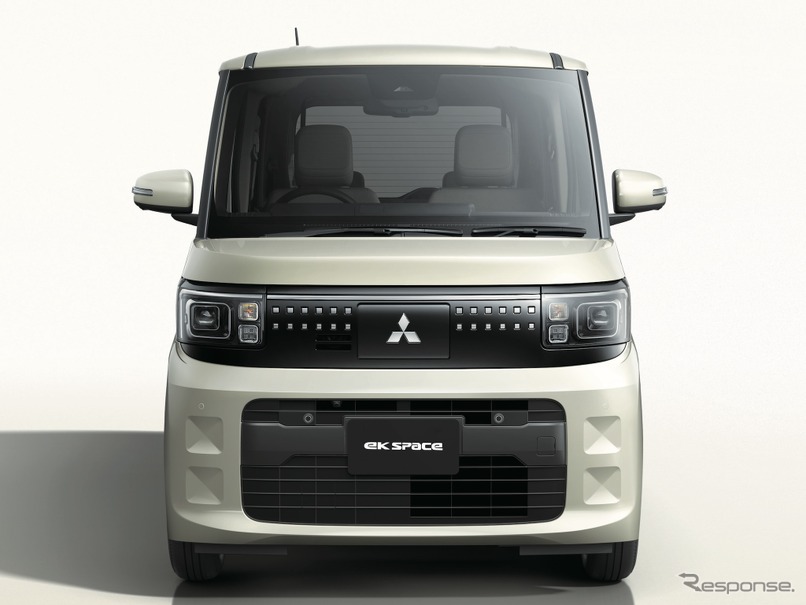 三菱 eKスペース 新型（Mグレード、ナチュラルアイボリー）