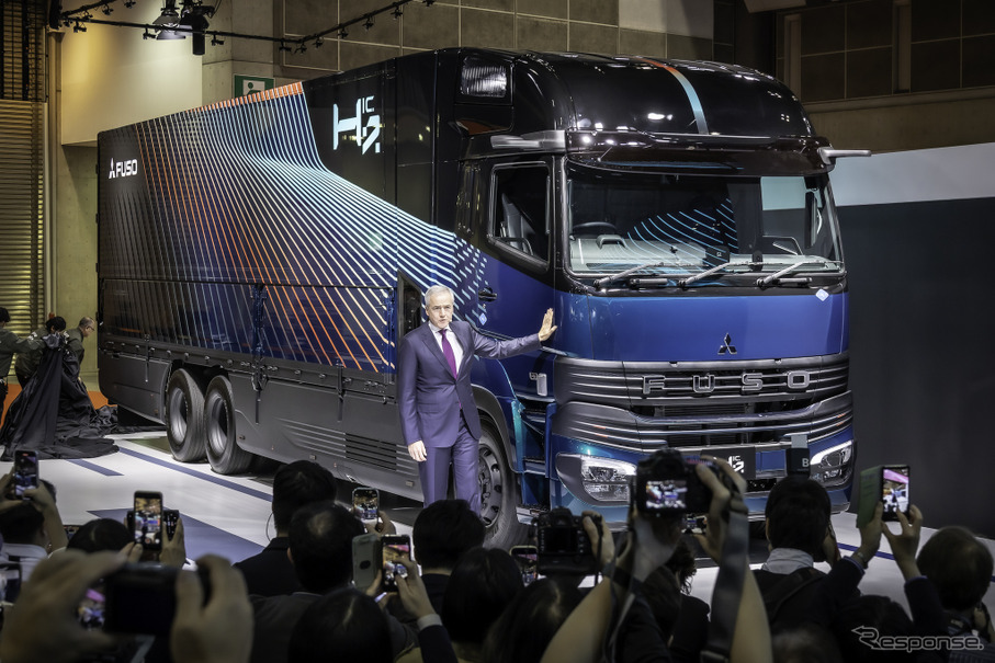 三菱ふそうの水素エンジントラック『H2IC』(ジャパンモビリティショー2025)