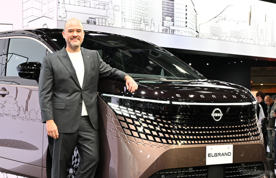 日産自動車 イヴァン・エスピノーサ社長と新型エルグランド（ジャパンモビリティショー2025）
