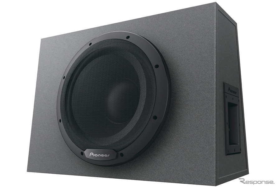 「ボックスサブウーファー(シールドタイプ)」の一例(カロッツェリア・_TS-WX1210A)。