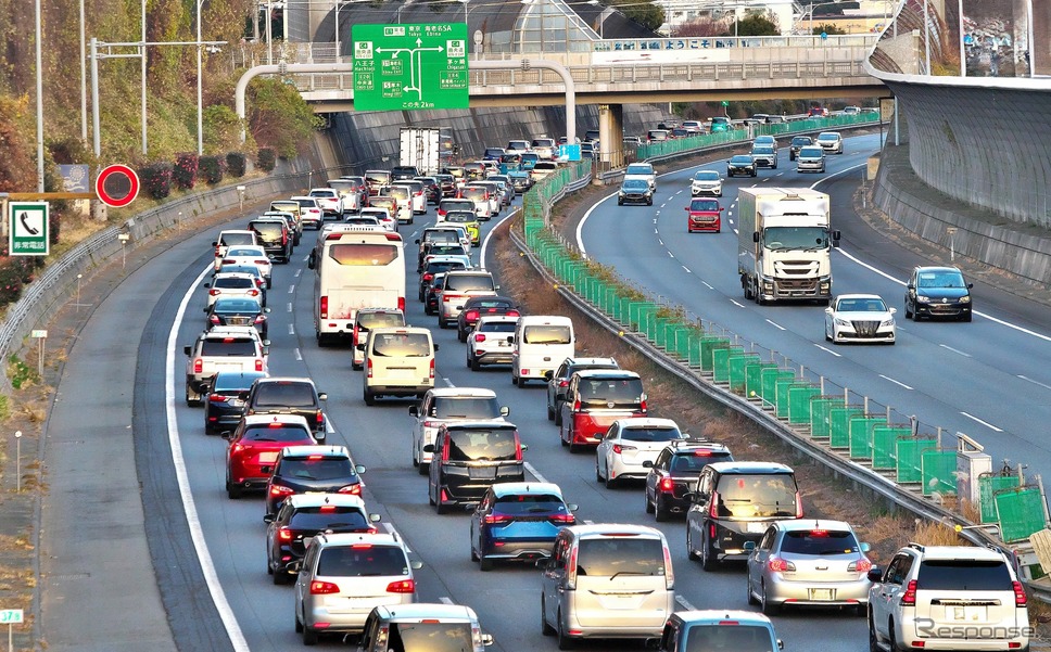 年末年始の高速道路渋滞予測が発表。上下線とも1月2-3日に集中するという。(写真はイメージ)