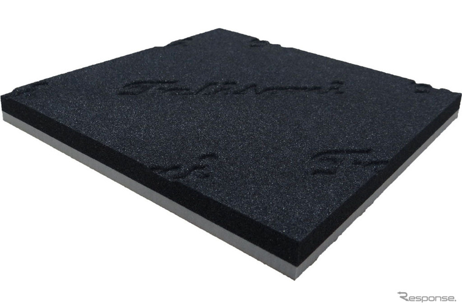 スピーカーの真裏への「背圧処理」に向いた部材の一例(フェリソニ・DS-15WP)。