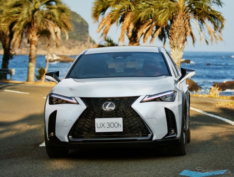 レクサス『UX300h』の一部改良モデル
