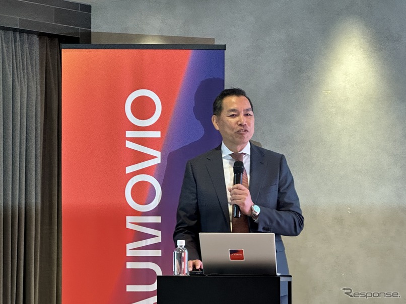 オモビオ(AUMOVIO)ラウンドテーブル