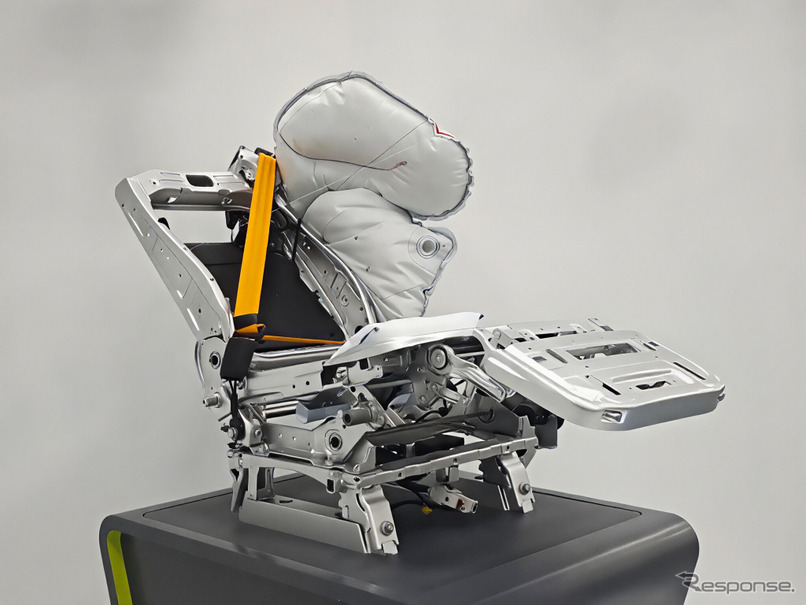 アディエントの新シートコンセプト「Z-Guard」(参考)