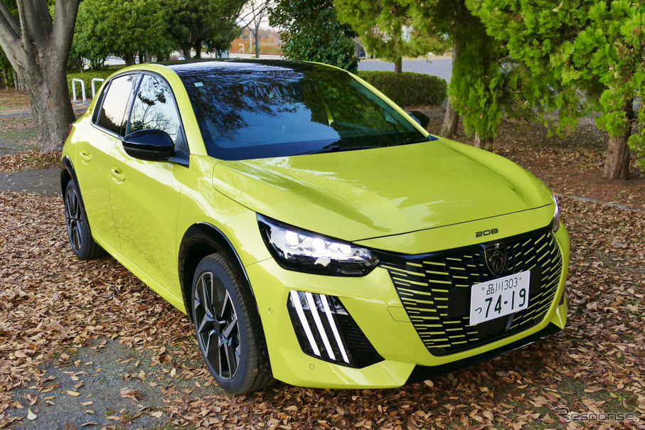 プジョー208 GT HYBRID