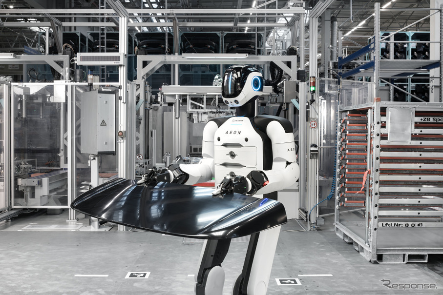 BMWがヒューマノイドロボットの実証実験をドイツ工場で開始