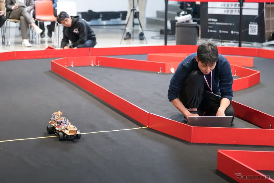 第二回「自動運転ミニカーバトル」決勝レース