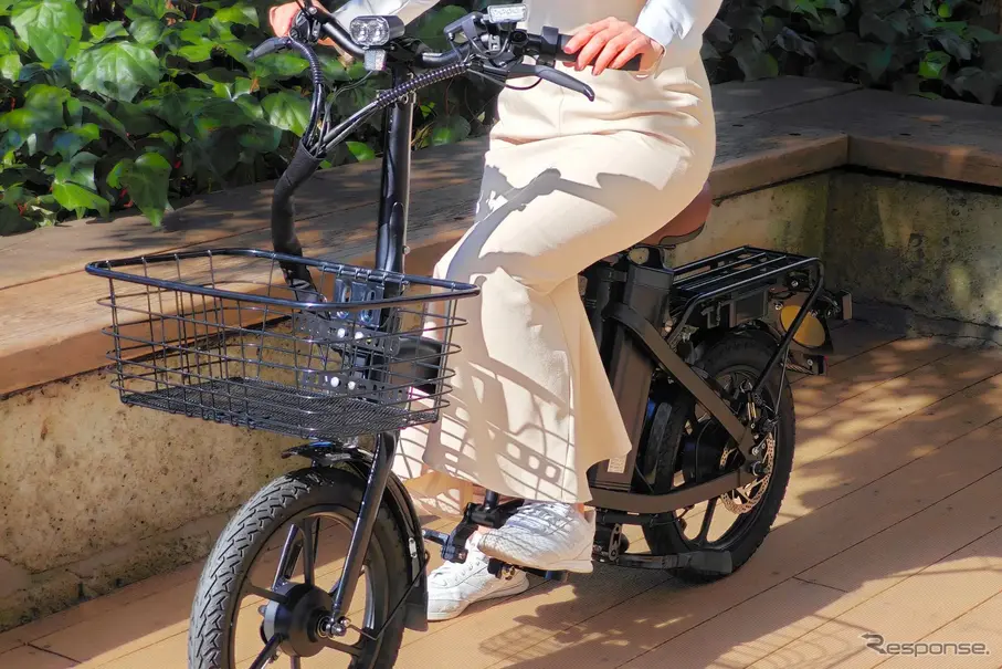 ペダルなし電動自転車「MOPERO 4U」