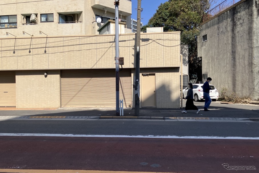 短いガードレール(東京都墨田区)