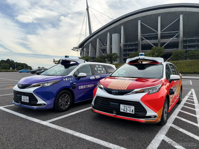 トヨタのミニバン「シエナ」をベースに改造した車両