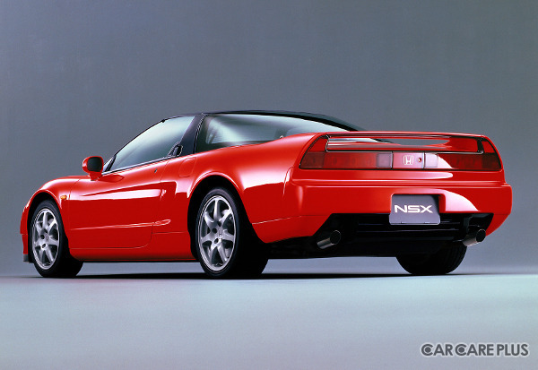 1990年9月13日に発売された初代NSX