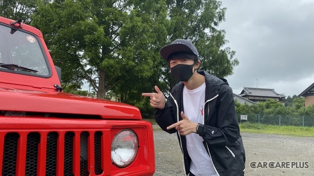 18歳の若者が購入したのは、2サイクルのジムニーSJ30